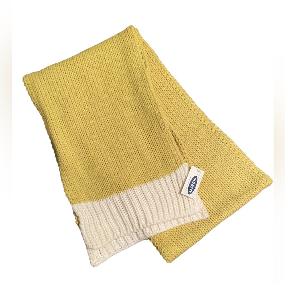 Old Navy scarf, NWT